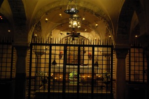 Dernier en date, à Bari, la tombe de St Nicolas, qui nous est très cher.